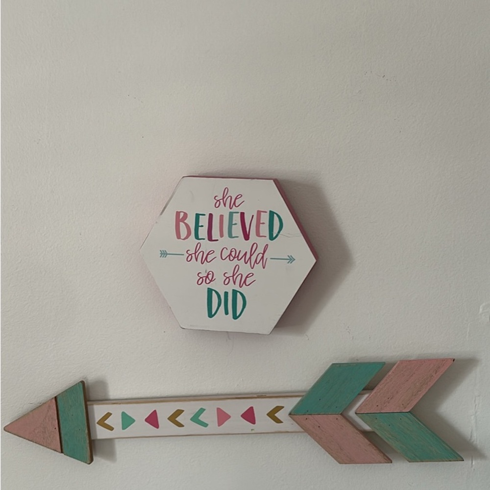 Wood Wall Art with Arrow Decor - Multicolor